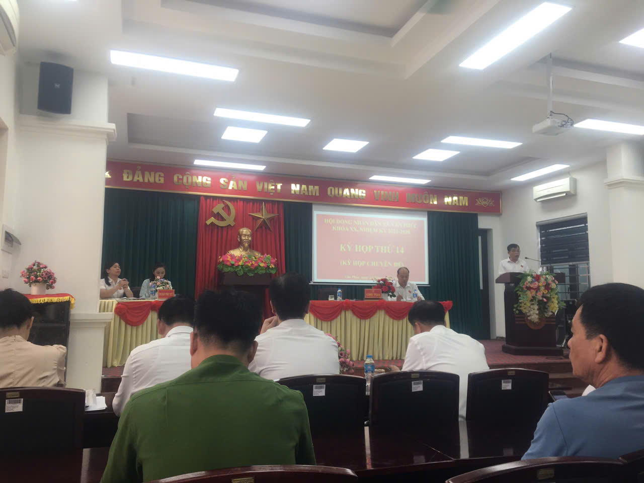 Hội đồng nhân dân xã Vân Phúc tổ chức kỳ họp thứ 14 (kỳ họp chuyên đề)